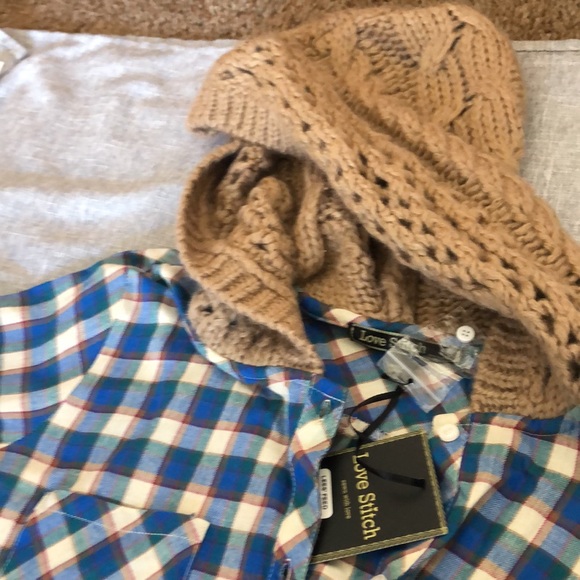 Lightweight flannel with crochet hood - Picture 4 of 5